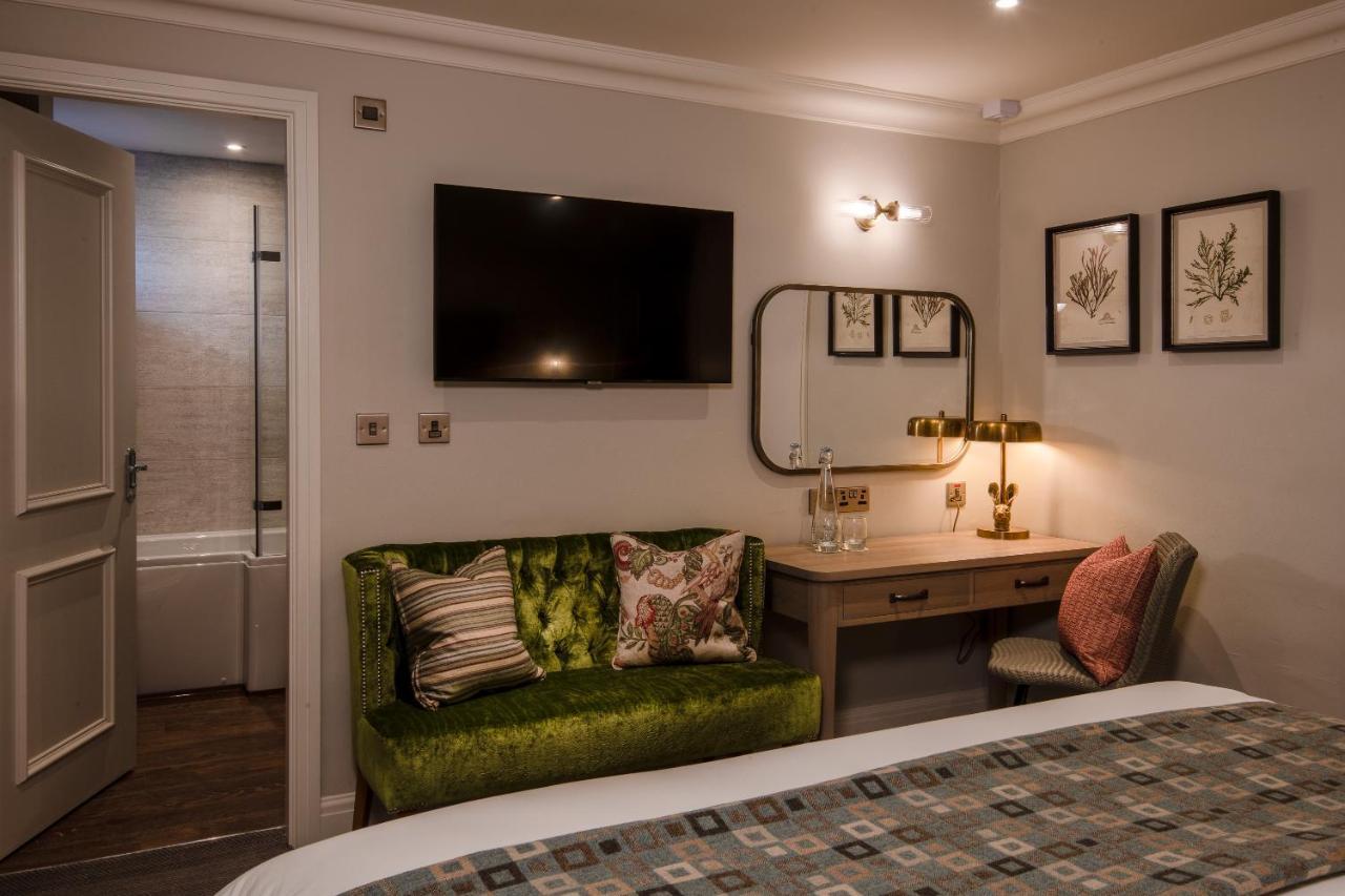 Отель The Millstone, Mellor Блэкберн Экстерьер фото A room at The Swan